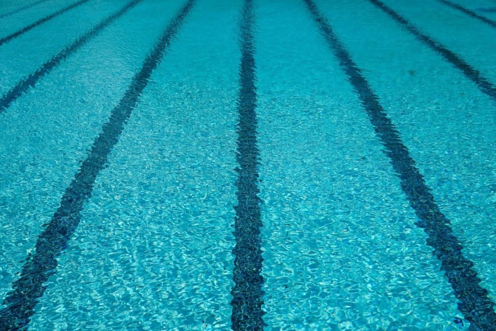 swimming pool lanes